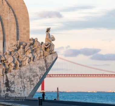monument-of-discovery-Lisbon-portugal.jpg