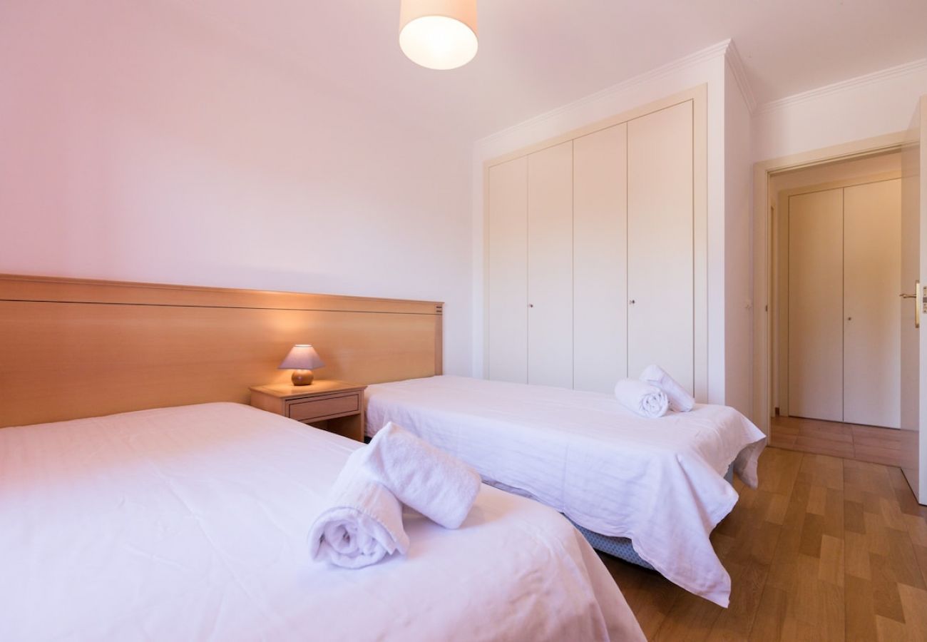 Apartamento en Herdade da Aroeira - Apartment Nitin