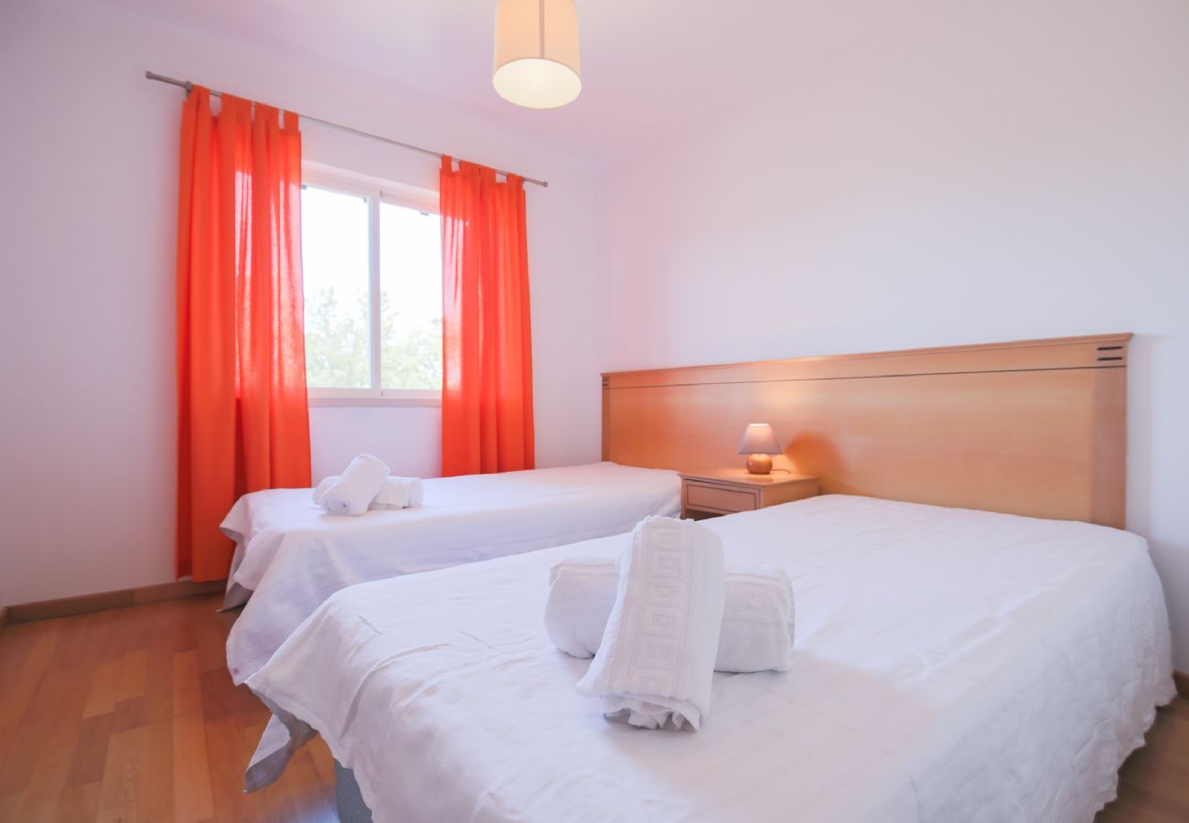 Apartamento en Herdade da Aroeira - Apartment Nitin