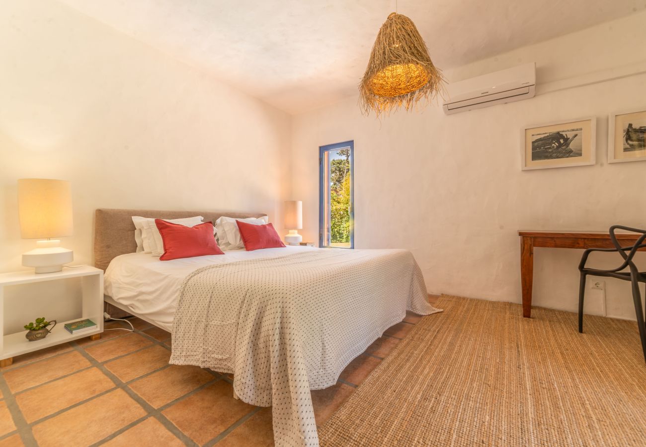 Villa en Herdade da Aroeira - Villa Bambu