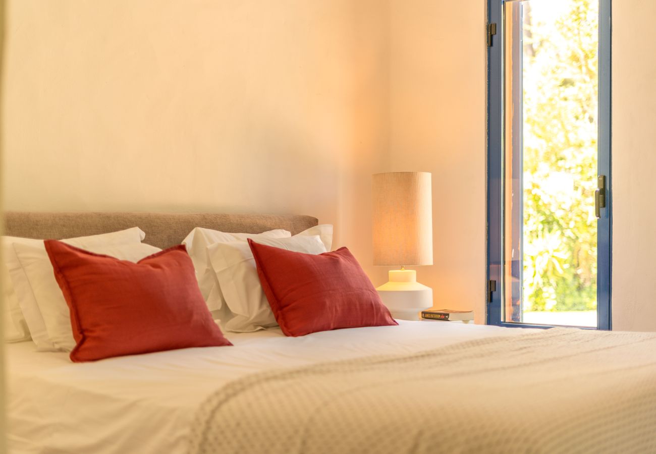 Villa en Herdade da Aroeira - Villa Bambu