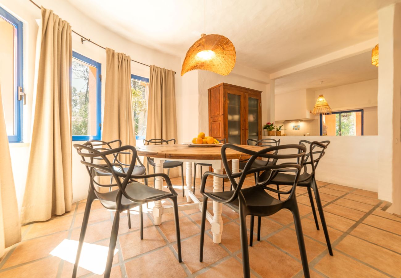 Villa en Herdade da Aroeira - Villa Bambu