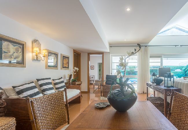 Villa en Península de Tróia - Villa Niki Villa en Península de Tróia - Villa Niki