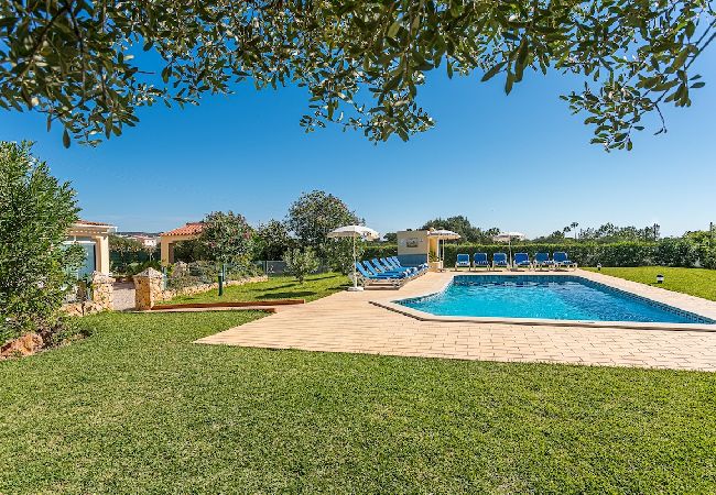 Villa en Almancil - Villa Misofia Villa en Almancil - Villa Misofia