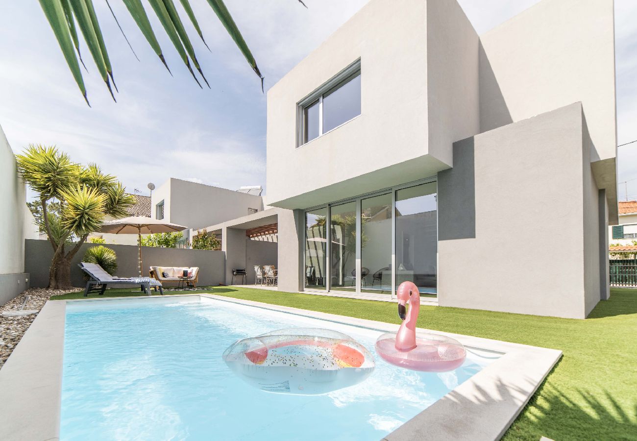 Villa en Aroeira - Villa Kamila