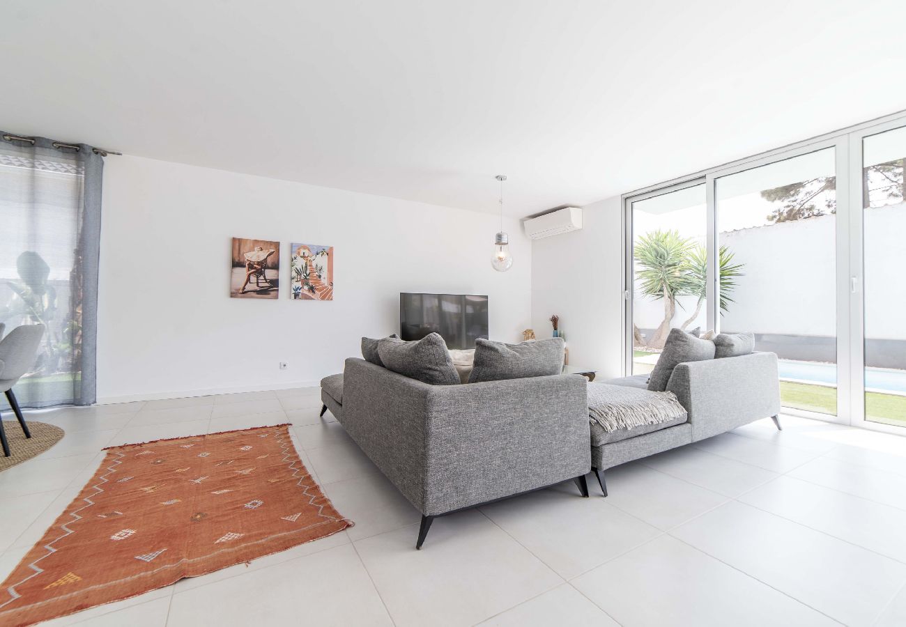 Villa en Aroeira - Villa Kamila