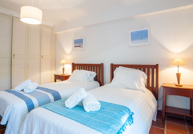 Villa en Península de Tróia - Villa Yara Villa en Península de Tróia - Villa Yara