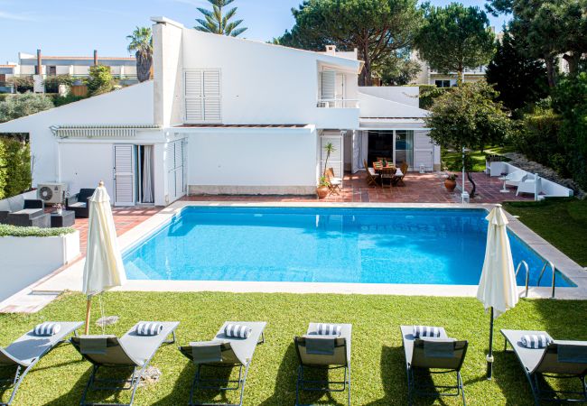 Villa en Península de Tróia - Villa Yara Villa en Península de Tróia - Villa Yara