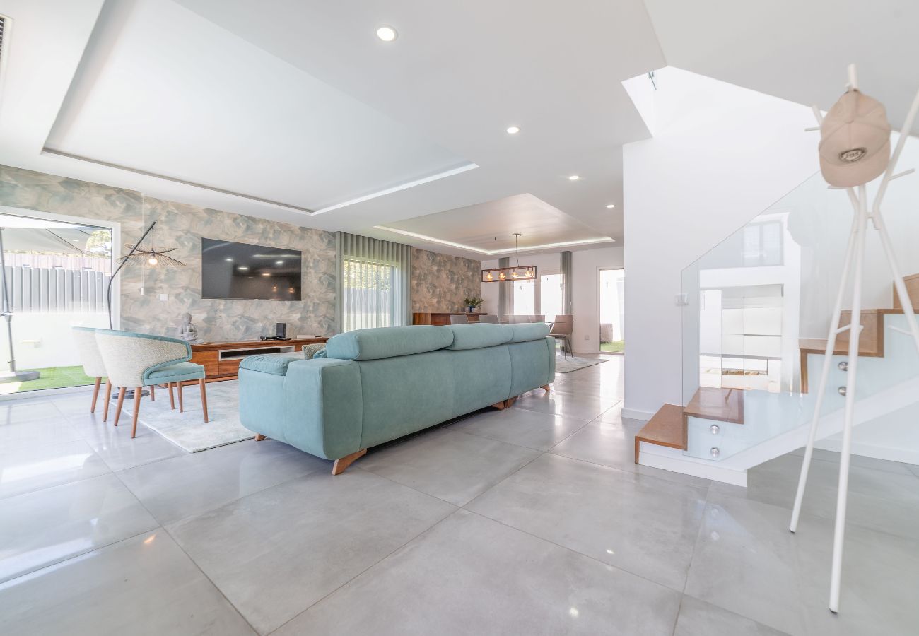 Villa en Aroeira - Villa Alva