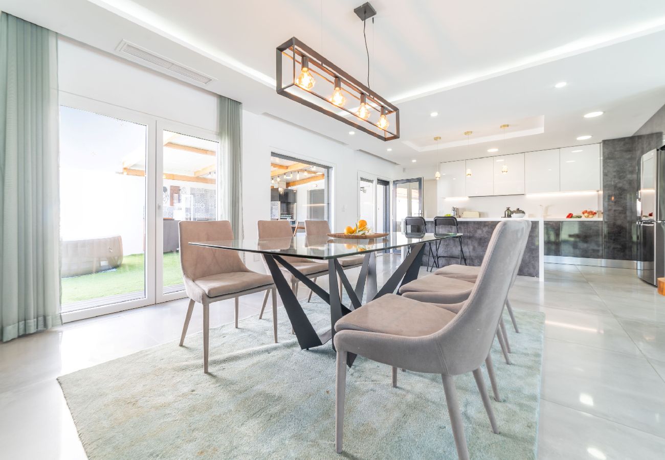Villa en Aroeira - Villa Alva
