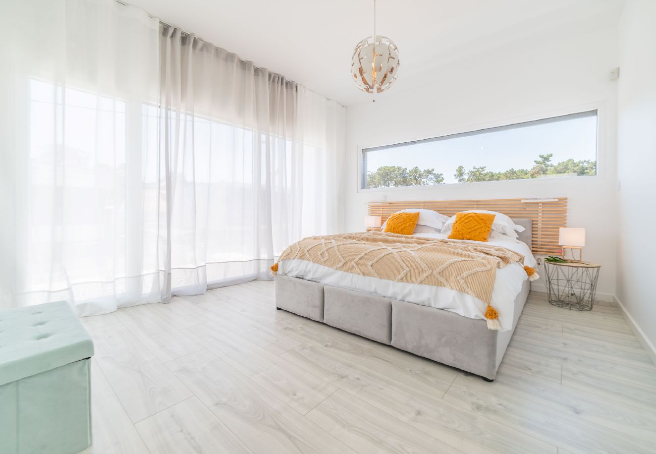 Villa en Aroeira - Villa Alva