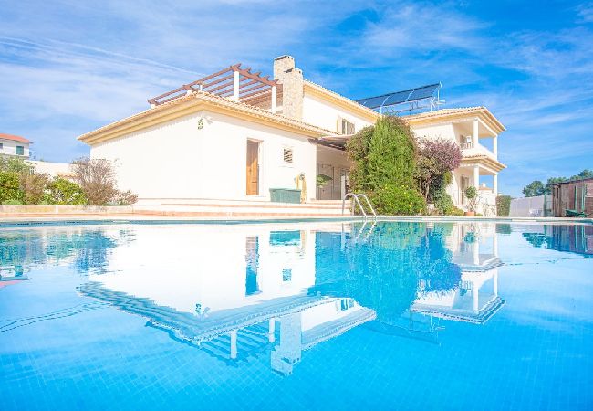 Villa à Azeitão - Villa Alegre Villa à Azeitão - Villa Alegre
