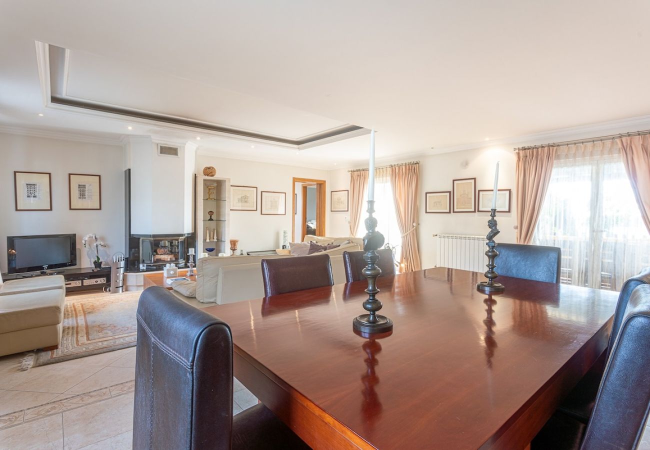 Villa à Azeitão - Villa Alegre