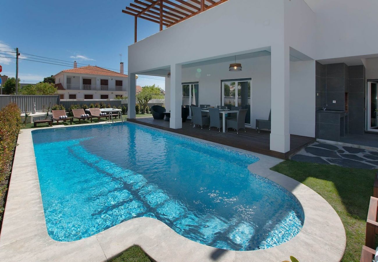 Villa à Lagoa de Albufeira - Happy Villa