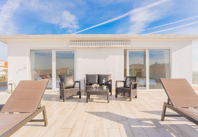 Villa à Charneca de Caparica - Villa Mena Villa à Charneca de Caparica - Villa Mena