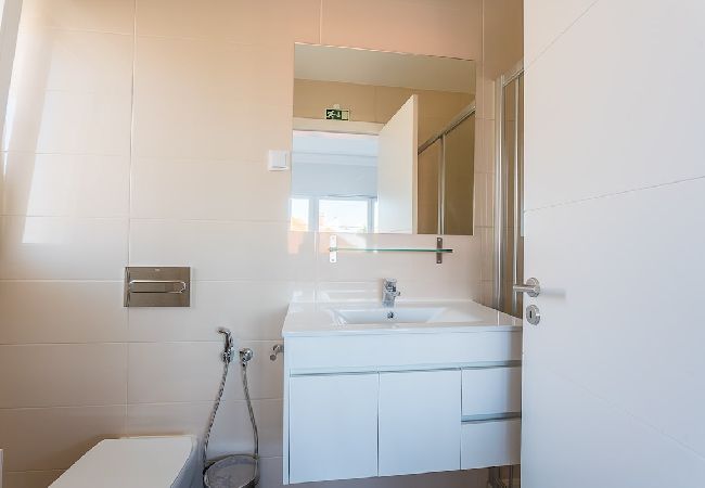 Villa à Charneca de Caparica - Villa Mena Villa à Charneca de Caparica - Villa Mena