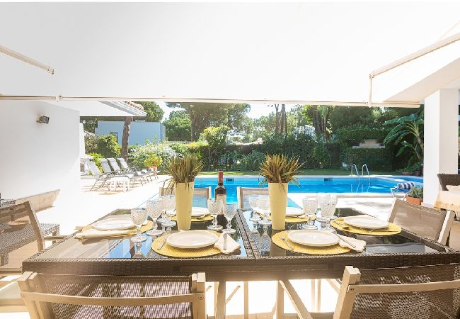 Villa à Península de Tróia - Villa Niki Villa à Península de Tróia - Villa Niki