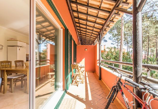 Apartamento em Herdade da Aroeira - Apartment Anibal