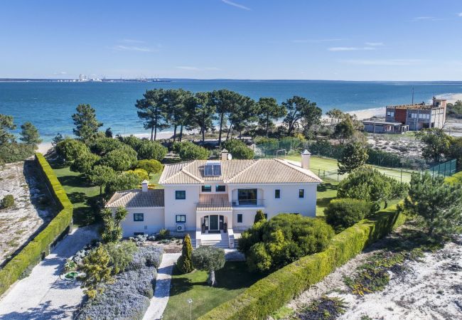 Villa Aqua