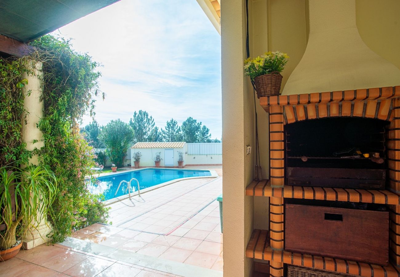 Villa em Azeitão - Villa Alegre