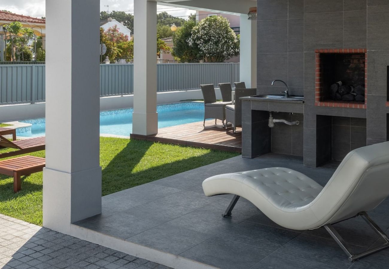 Villa em Lagoa de Albufeira - Happy Villa