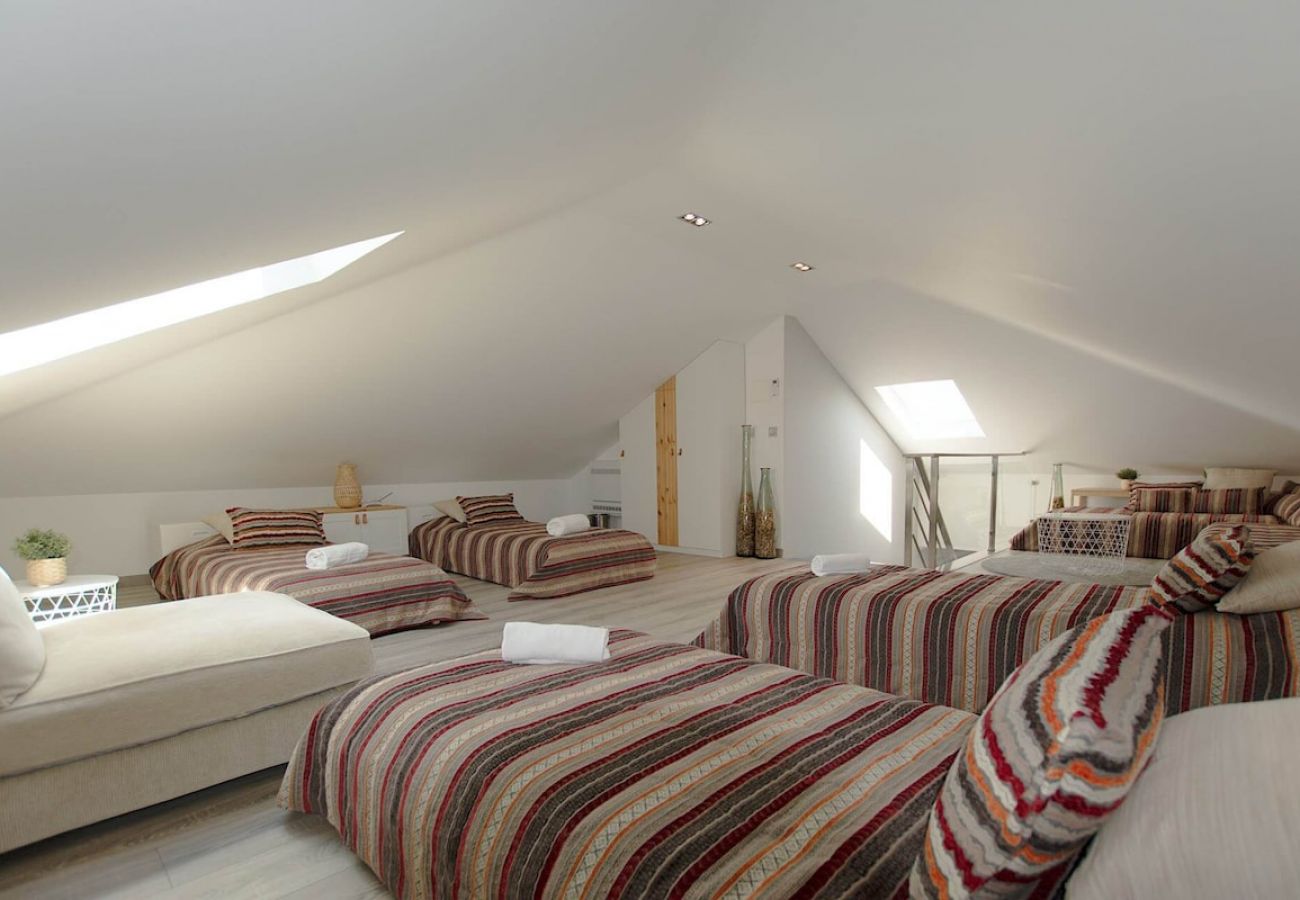Villa em Lagoa de Albufeira - Happy Villa
