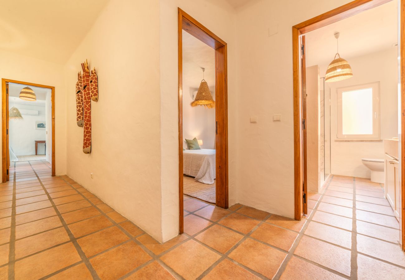 Villa em Herdade da Aroeira - Villa Bambu