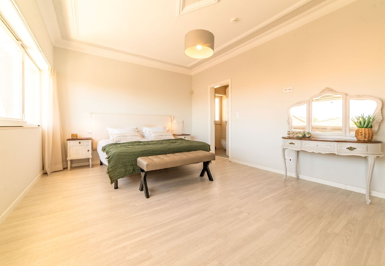 Villa em Charneca de Caparica - Villa Mena