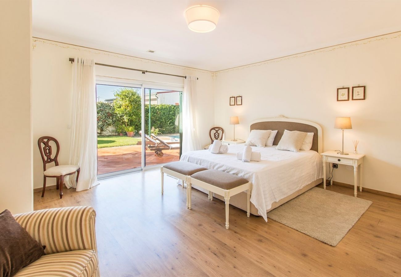 Villa em Aroeira - Villa Goreti