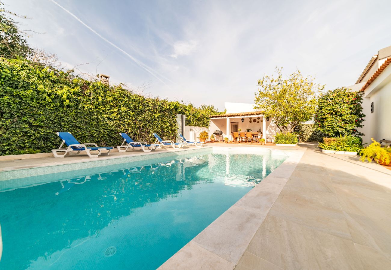 Villa em Aroeira - Villa Goreti