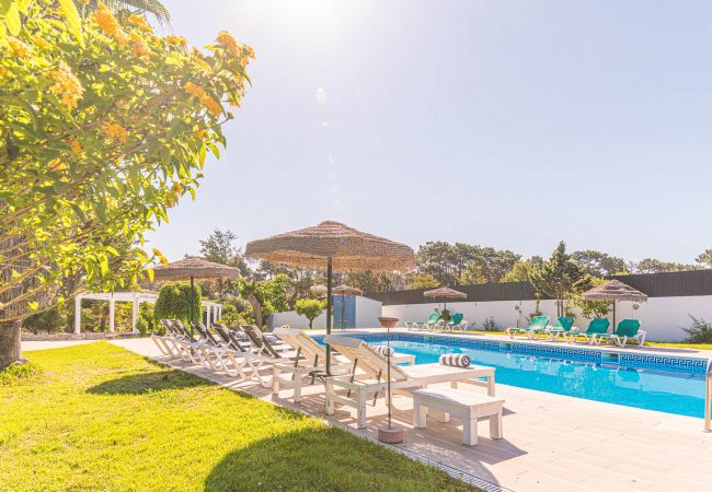 Villa em Aroeira - Villa Buganvilia Villa em Aroeira - Villa Buganvilia
