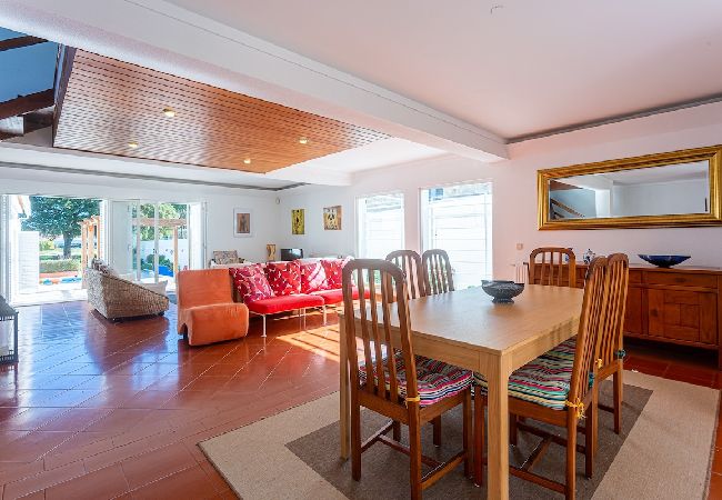 Casa em Aldeia do Meco - Villa Flora Casa em Aldeia do Meco - Villa Flora