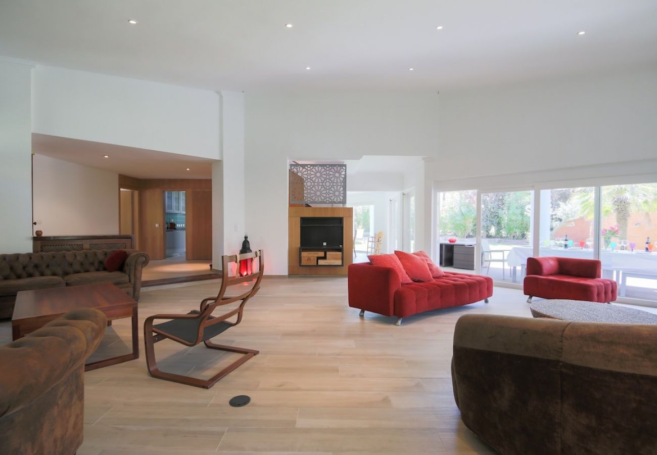 Villa em Herdade da Aroeira - Villa das Begonias
