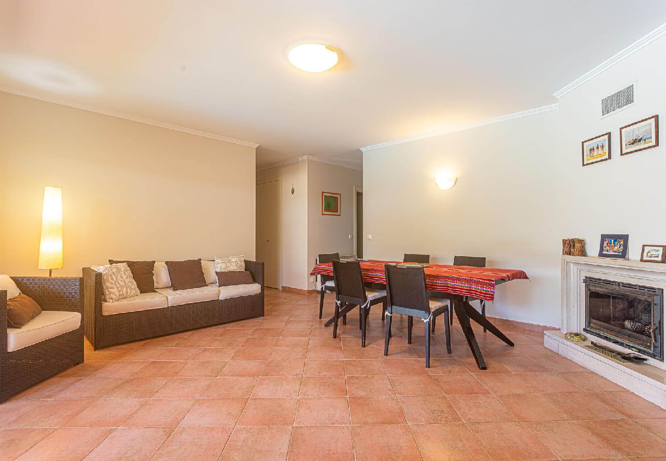 Apartamento em Herdade da Aroeira - Apartment Ciprestes