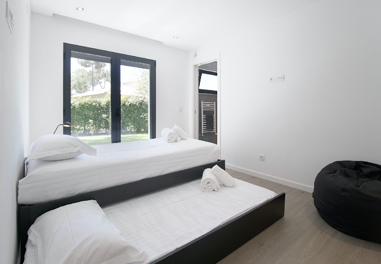 Villa em Herdade da Aroeira - Villa Alfazema IV