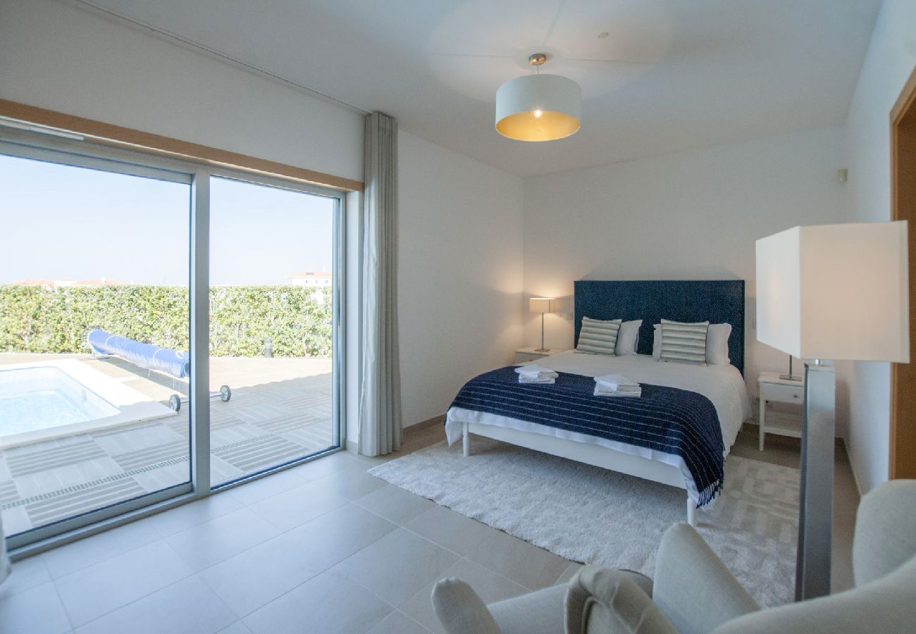 Villa em Praia d’el Rey - Villa del Rey III