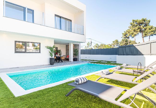 Villa em Aroeira - Villa Cuca