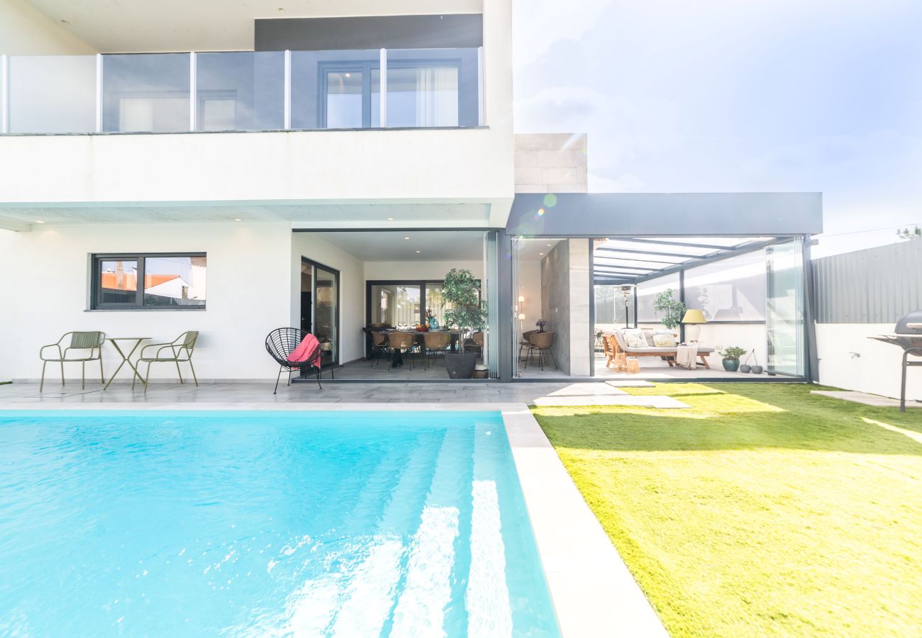 Villa em Aroeira - Villa Cuca