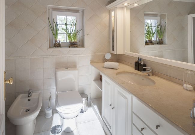 Villa em Herdade da Aroeira - Villa Gerbera Villa em Herdade da Aroeira - Villa Gerbera