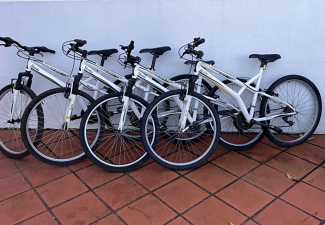 Villa em Herdade da Aroeira - Villa Gerbera Villa em Herdade da Aroeira - Villa Gerbera