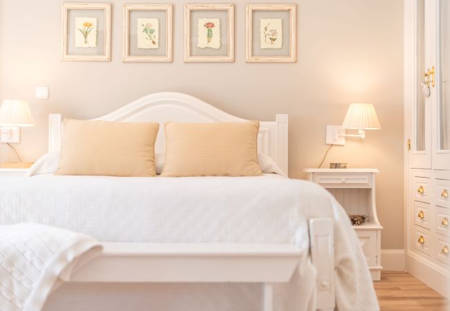 Villa em Herdade da Aroeira - Villa Gerbera Villa em Herdade da Aroeira - Villa Gerbera