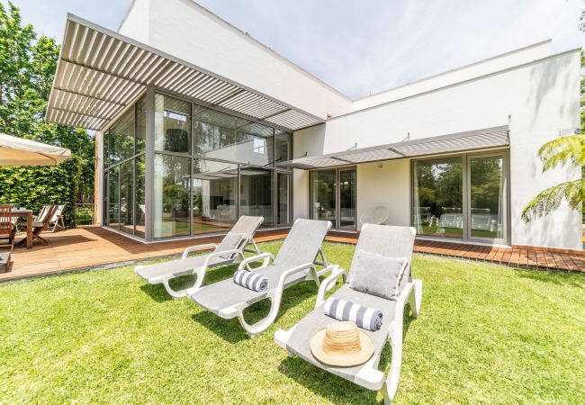 Villa em Herdade da Aroeira - Villa Arriba Villa em Herdade da Aroeira - Villa Arriba