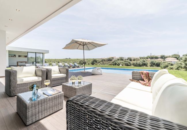 Villa em Aldeia do Meco - Villa Bahia Villa em Aldeia do Meco - Villa Bahia