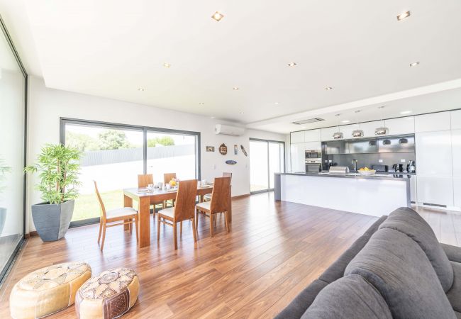 Villa em Aldeia do Meco - Villa Bahia Villa em Aldeia do Meco - Villa Bahia