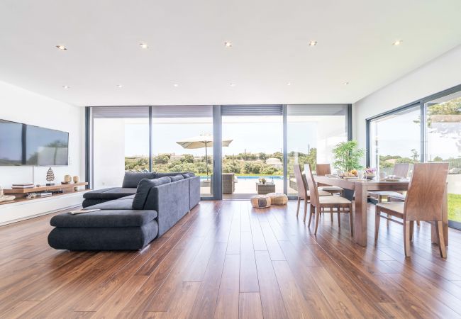 Villa em Aldeia do Meco - Villa Bahia Villa em Aldeia do Meco - Villa Bahia