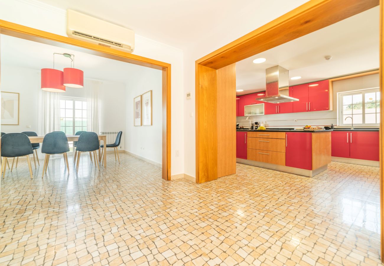 Villa em Quinta do Conde - Villa do Sol