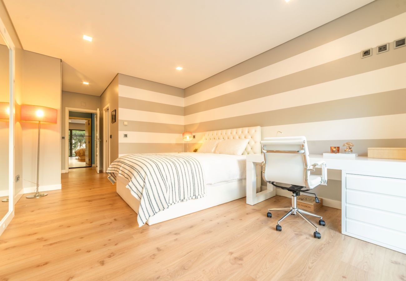 Villa em Herdade da Aroeira - Villa Maria