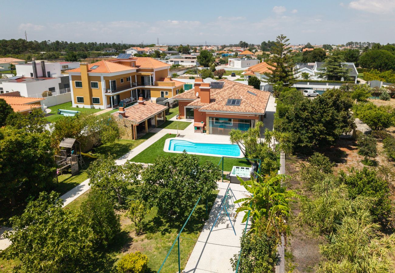 Villa em Quinta do Conde - Villa Aura