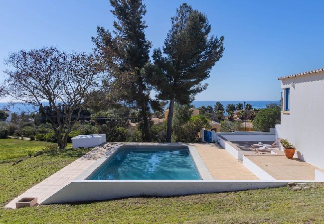 Villa/Dettached house in Lagos - Casa do Barco
