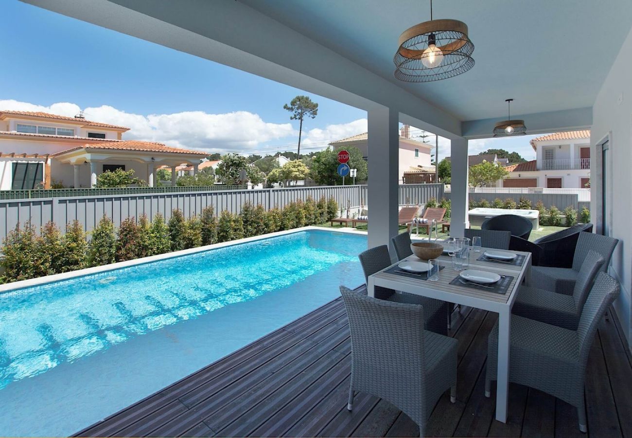 Villa in Lagoa de Albufeira - Happy Villa